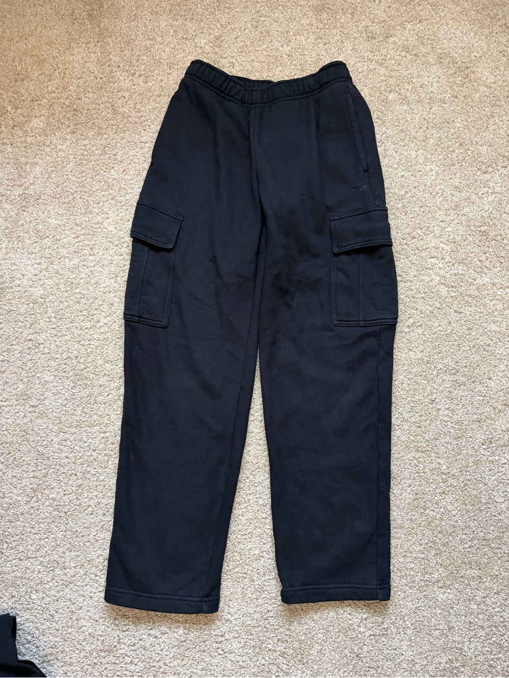 Aritzia TNA Black Cargo Sweatpants Mega Fit
